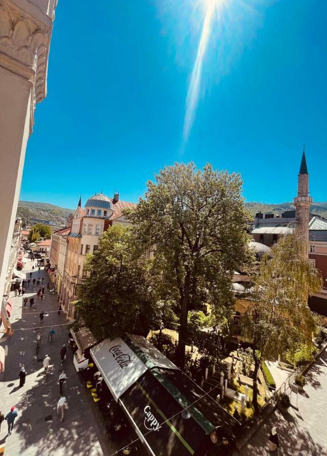 The Best Location Salon Apartment With Main Street View Sarajevo Exteriér fotografie